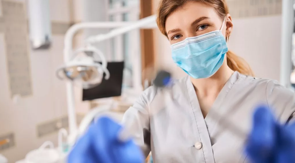 болит зуб таблетки